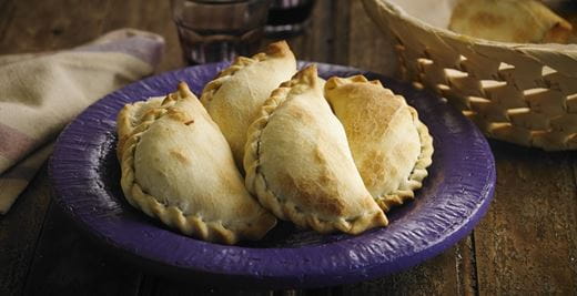 recipe image Pastel recheado com creme de espinafre