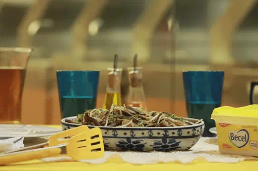 recipe image Tiras de Carne com Moyashi e Gengibre