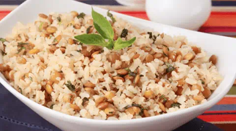 recipe image Arroz integral com lentilha e manjericão